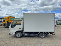 ISUZU Elf Panel Van TPG-NHR85AN 2015 37,519km_5