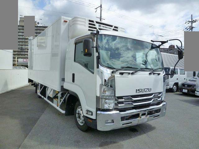 ISUZU Forward Refrigerator & Freezer Truck TKG-FRR90S1 (KAI) 2014 383,073km