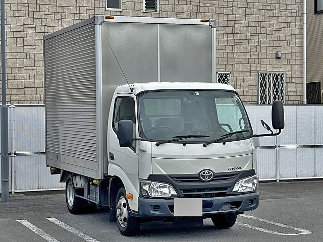 TOYOTA Dyna Aluminum Van TPG-XZC605 2018 147,000km