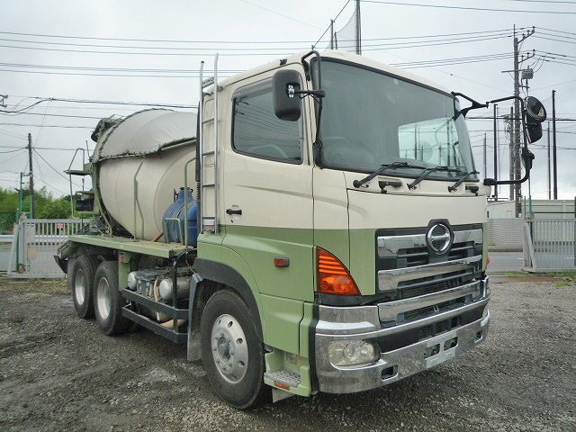 HINO Profia Mixer Truck KS-FS2PKJA 2004 260,000km