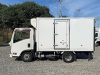 ISUZU Elf Refrigerator & Freezer Truck TKG-NLR85AN 2012 375,000km_4
