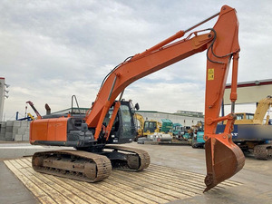HITACHI Excavator_1