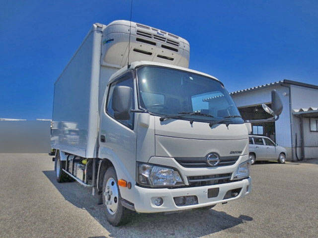 HINO Dutro Refrigerator & Freezer Truck TKG-XZU650M 2017 49,180km_1