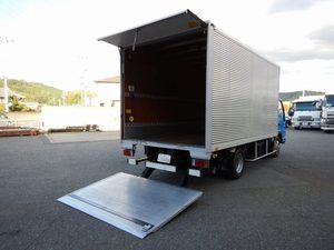 Elf Aluminum Van_2