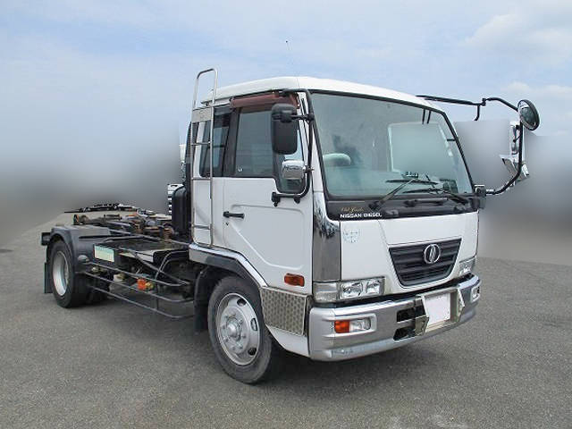 UD TRUCKS Condor Container Carrier Truck PK-PK37A 2005 213,410km