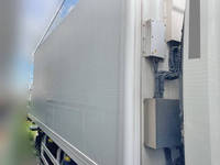 ISUZU Forward Refrigerator & Freezer Truck TKG-FRR90T2 2016 395,342km_4