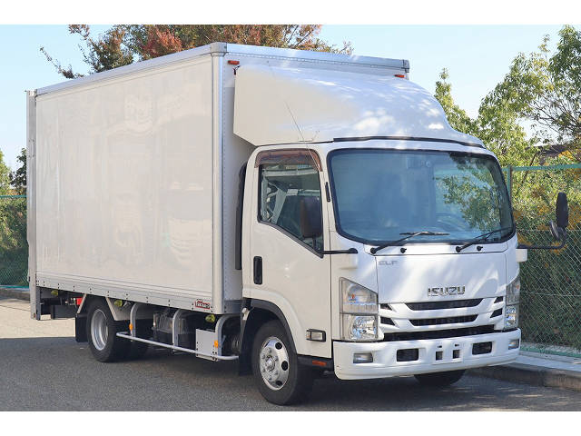 ISUZU Elf Panel Van TRG-NPR85AN 2015 184,000km