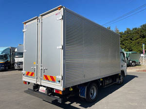 Canter Aluminum Van_2