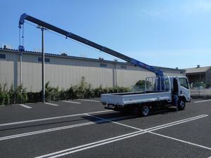 Elf Truck (With 4 Steps Of Cranes)_2