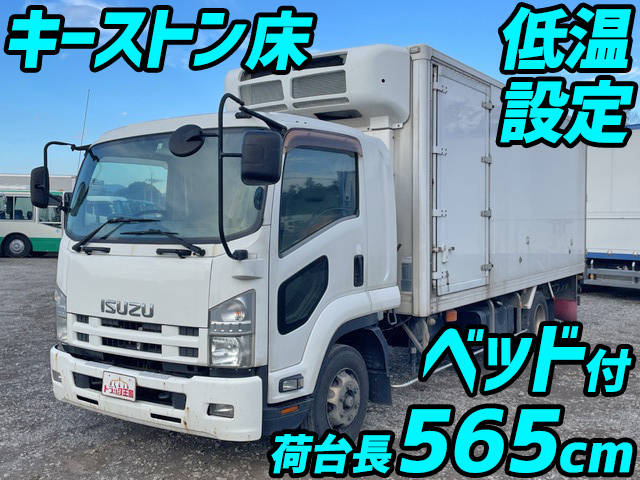ISUZU Forward Refrigerator & Freezer Truck SKG-FRR90S2 2011 684,492km