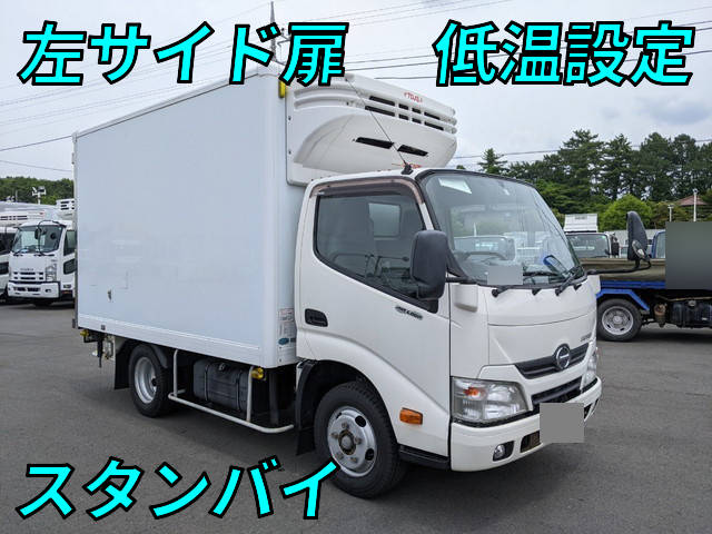HINO Dutro Refrigerator & Freezer Truck TKG-XZU605M 2015 92,000km