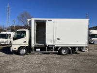 HINO Dutro Refrigerator & Freezer Truck TKG-XZU710M 2013 434,414km_6