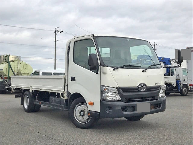 TOYOTA Dyna Flat Body TKG-XZU710 2015 102,000km