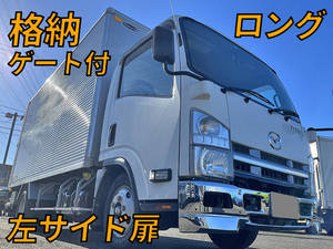 Titan Aluminum Van_1