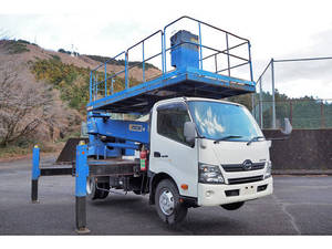 Dutro Cherry Picker_1