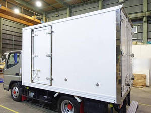Canter Refrigerator & Freezer Truck_2