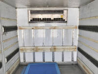 ISUZU Forward Refrigerator & Freezer Truck TKG-FRR90S2 2016 725,685km_12