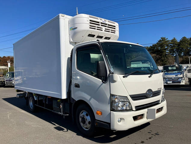 HINO Dutro Refrigerator & Freezer Truck TKG-XZU710M 2016 238,000km