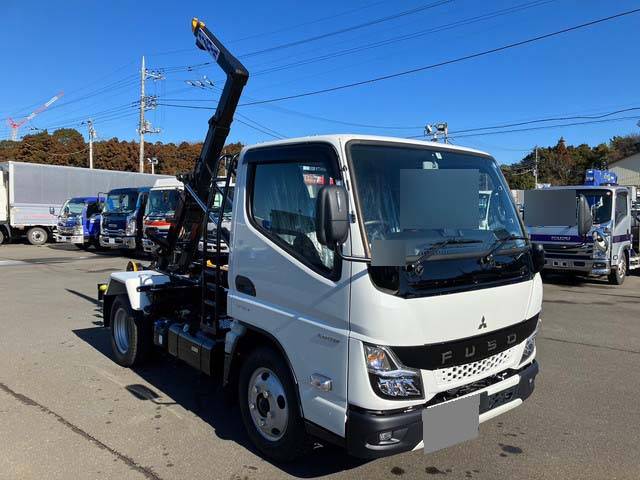 MITSUBISHI FUSO Canter Container Carrier Truck 2RG-FBAV0 2022 500km