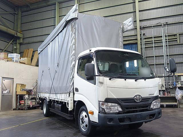 TOYOTA Dyna Truck with Accordion Door TKG-XZC655 2018 3,000km