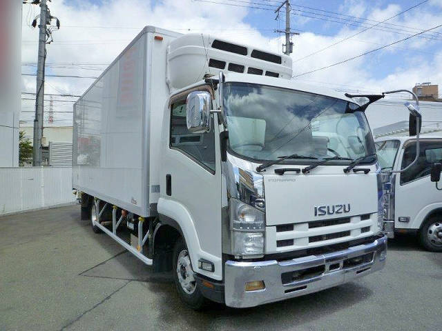 ISUZU Forward Refrigerator & Freezer Truck SKG-FRR90T2 2012 779,000km