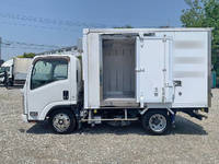 ISUZU Elf Refrigerator & Freezer Truck TKG-NMR85AN 2013 307,197km_3