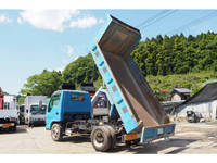 ISUZU Elf Dump PB-NKR81N 2006 173,000km_2