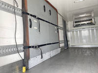 ISUZU Forward Refrigerator & Freezer Truck TKG-FRR90T2 2013 649,217km_11