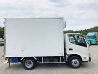 HINO Dutro Refrigerator & Freezer Truck TKG-XZC605M 2016 76,121km_7