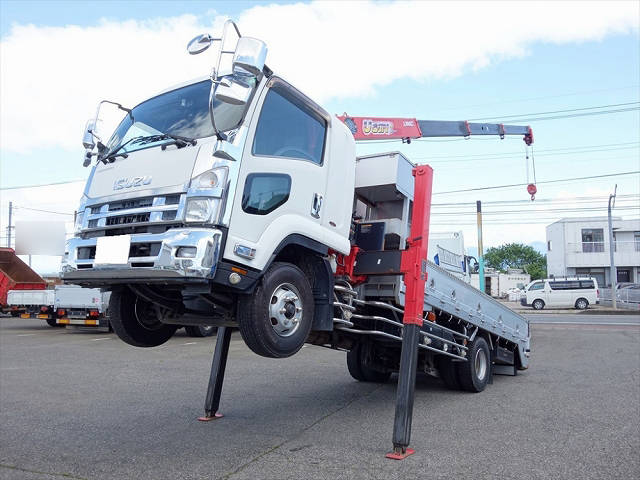 ISUZU Forward Self Loader (With 4 Steps Of Cranes) SKG-FSR90T2 2014 119,500km