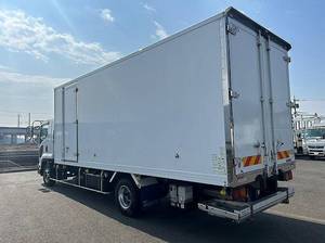Forward Refrigerator & Freezer Truck_2