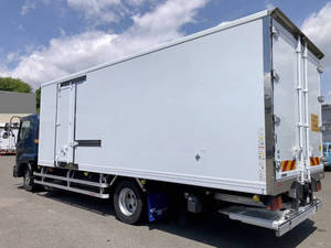 Forward Refrigerator & Freezer Truck_2