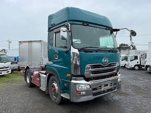 Japanese Used NISSANQuon Trailer Head LKG-GK6XAB 2010 for
