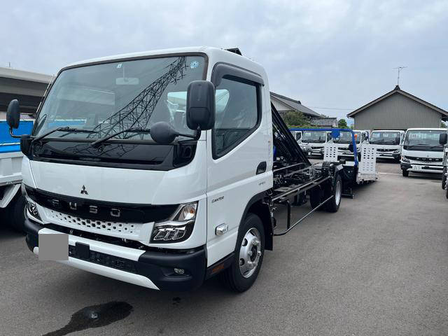 MITSUBISHI FUSO Canter Safety Loader 2RG-FEB80 2023 588km