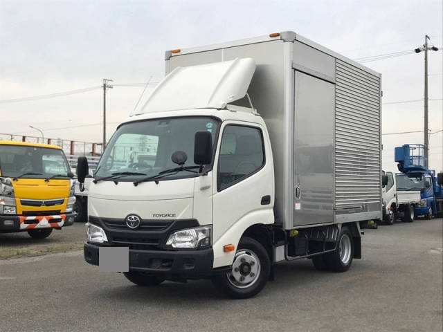 TOYOTA Toyoace Aluminum Van TKG-XZC605 2018 131,954km