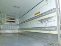 ISUZU Forward Refrigerator & Freezer Truck TKG-FRR90S2 2014 518,000km_17