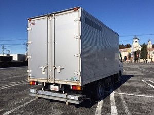 Canter Aluminum Van_2