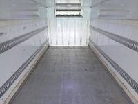 ISUZU Forward Refrigerator & Freezer Truck TKG-FRR90S2 2014 392,000km_12