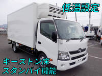 HINO Dutro Refrigerator & Freezer Truck TKG-XZU710M 2016 165,000km_1