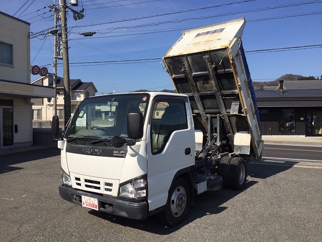 ISUZU Elf Dump PB-NKR81AD 2004 133,833km