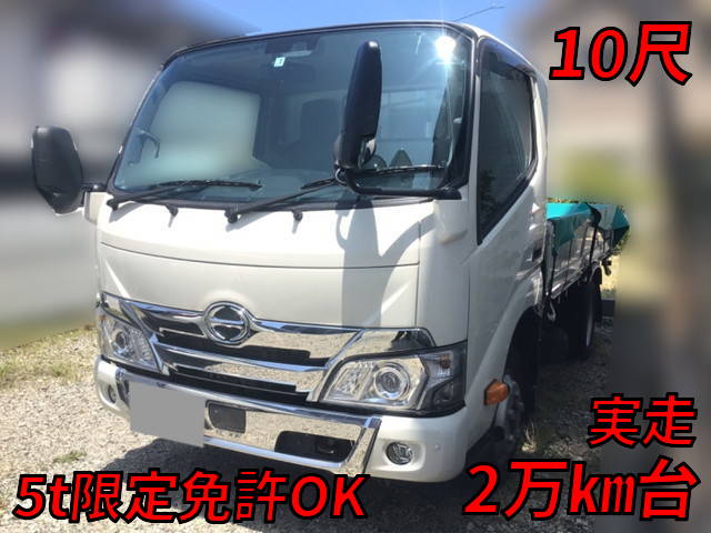 HINO Dutro Flat Body 2RG-XZU605M 2022 20,437km