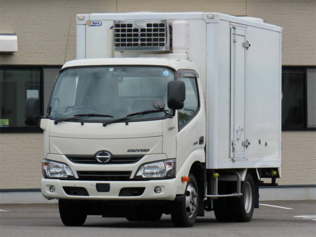 HINO Dutro Refrigerator & Freezer Truck TKG-XZU605M 2018 220,000km_1