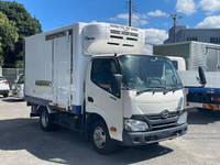 HINO Dutro Refrigerator & Freezer Truck TKG-XZC605M 2017 92,225km_3