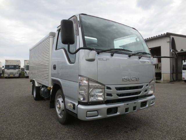 ISUZU Elf Aluminum Van TRG-NHR85AN 2018 51,111km