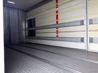 ISUZU Forward Refrigerator & Freezer Truck 2PG-FRR90S2 2018 427,000km_8
