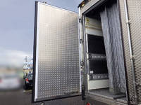 ISUZU Forward Refrigerator & Freezer Truck 2PG-FRR90S2 2018 427,000km_9