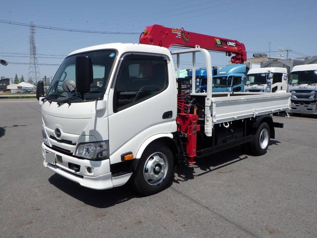 HINO Dutro Truck (With 4 Steps Of Cranes) 2PG-XZU652F 2023 600km