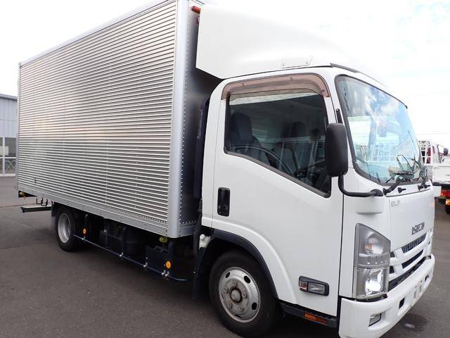 ISUZU Elf Aluminum Van TRG-NPR85AN 2017 194,000km