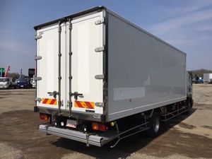 Forward Refrigerator & Freezer Truck_2