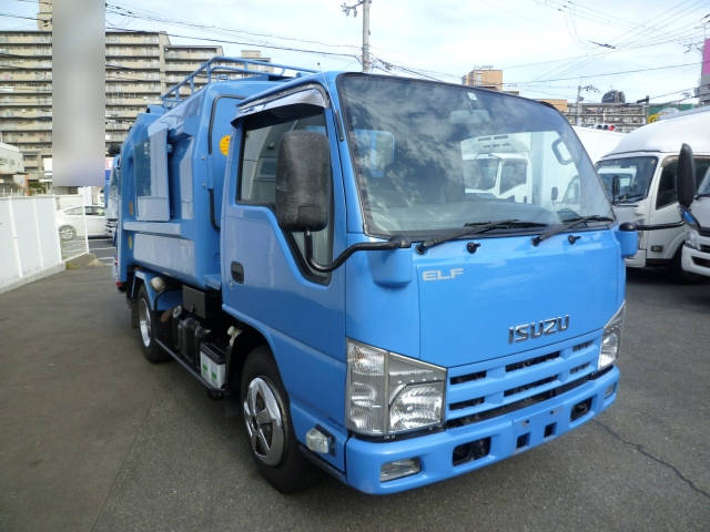 ISUZU Elf Garbage Truck BKG-NKR85AN 2010 194,000km_1